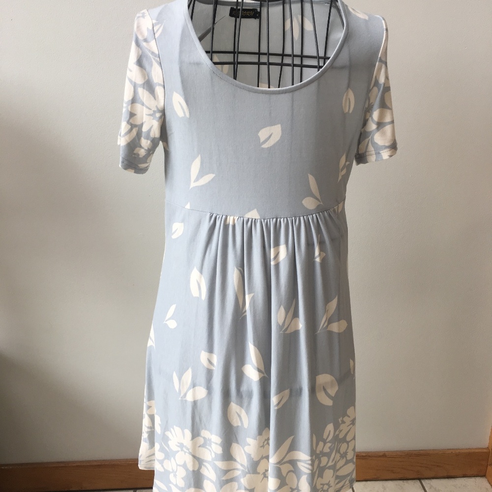 NWT light blue scoop neck Reborn dress size L